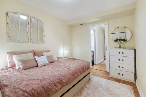 Bedroom - 40 E 9th St #716, Chicago, IL 60605 photo 5 of 6