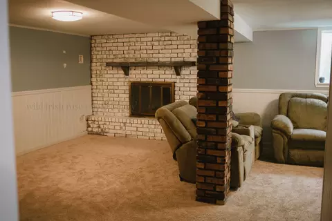 Living - 48 Norman St, Kankakee, IL 60901 photo 2 of 3