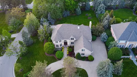 Undisclosed, Burr Ridge, IL 60527