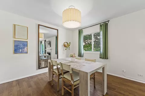 Dining - 837 Heatherbrook Ct, Wheaton, IL 60189 photo 1 of 2