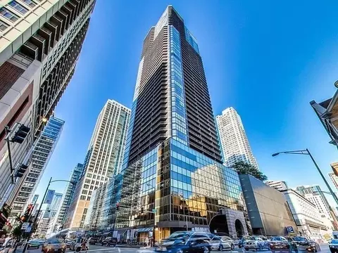 10 E Ontario St #1303, Chicago, IL 60611