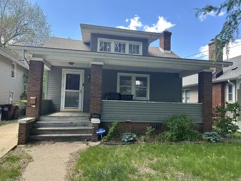 1524 N Church St, Rockford, IL 61103