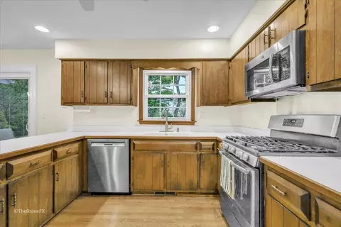 659 Brighton Dr, Wheaton, IL 60189 photo 7