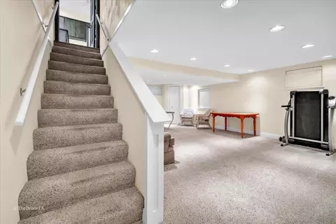 659 Brighton Dr, Wheaton, IL 60189 photo 21
