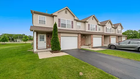 677 Southtowne Dr #1, Belvidere, IL 61008