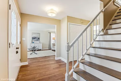 Entry Way - 2028 Creekside Dr, Wheaton, IL 60189 photo 1 of 1