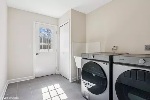 Other - 2028 Creekside Dr, Wheaton, IL 60189 photo 3 of 5