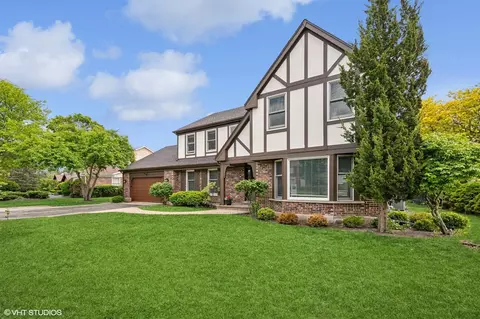 4141 Rutgers Ln, Northbrook, IL 60062