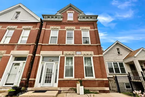 918 W 35th Pl, Chicago, IL 60609