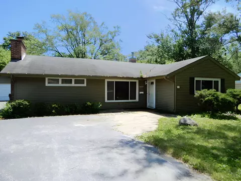 18055 Thomas Ln, Country Club Hills, IL 60478