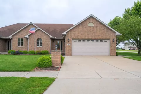 600 Warren Dr, Mazon, IL 60444