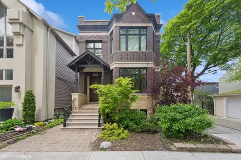 1914 W Melrose St, Chicago, IL 60657