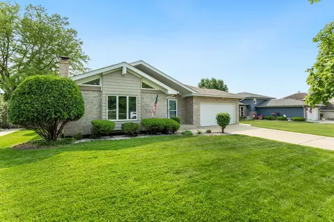 1936 Sybil Dr, Crest Hill, IL 60403