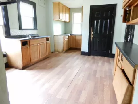 Kitchen - 746 N Schuyler Ave, Kankakee, IL 60901 photo 1 of 1