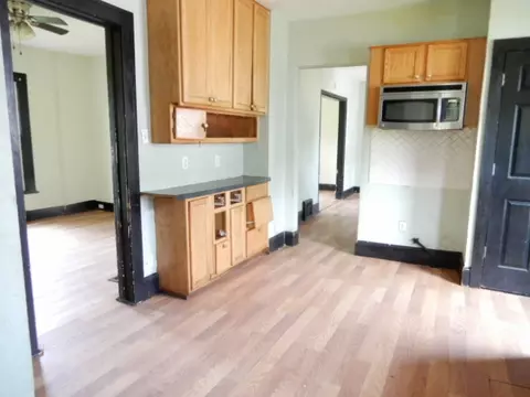 Entry Way - 746 N Schuyler Ave, Kankakee, IL 60901 photo 1 of 1