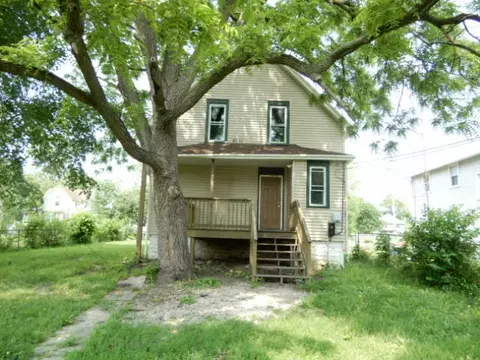 Exterior - 746 N Schuyler Ave, Kankakee, IL 60901 photo 1 of 3