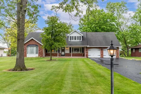 24364 S Volbrecht Rd, Crete, IL 60417
