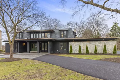 Exterior - 6 Charleton Pl, Oak Brook, IL 60523 photo 2 of 5