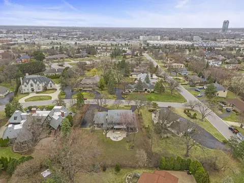 View/Area - 6 Charleton Pl, Oak Brook, IL 60523 photo 1 of 3