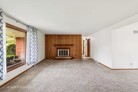 Living - 452 Miller St, Beecher, IL 60401 photo 1 of 2