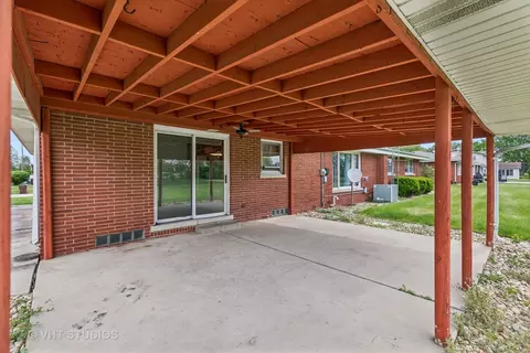 Exterior - 452 Miller St, Beecher, IL 60401 photo 1 of 2