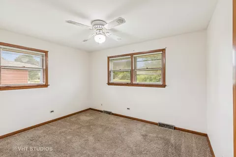 Bedroom - 452 Miller St, Beecher, IL 60401 photo 2 of 3