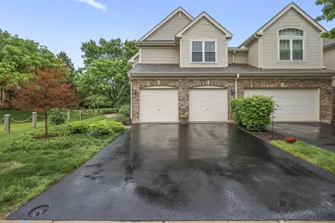 6141 Dixon Dr, Lisle, IL 60532