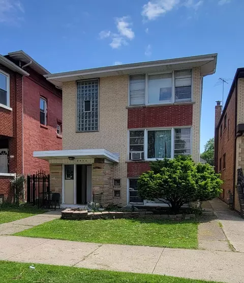 3355 W 65th St, Chicago, IL 60629