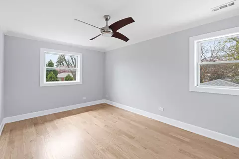44 Cranbrook Dr, Des Plaines, IL 60016 photo 15