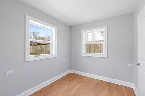 44 Cranbrook Dr, Des Plaines, IL 60016 photo 24