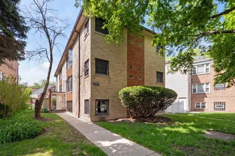 5855 W Higgins Ave #GR, Chicago, IL 60630