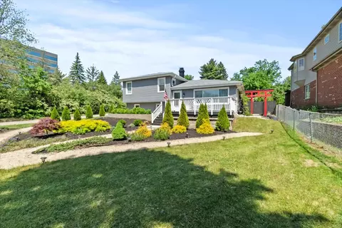 4401 Kingston Ave, Lisle, IL 60532