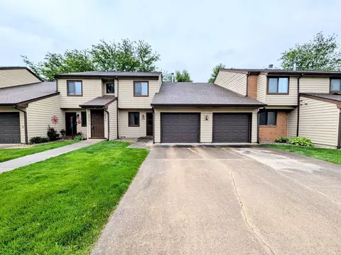 2176 Harbortown Cir #2176, Champaign, IL 61821