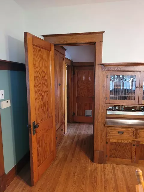 Entry Way - 442 High St, Buda, IL 61314 photo 3 of 6