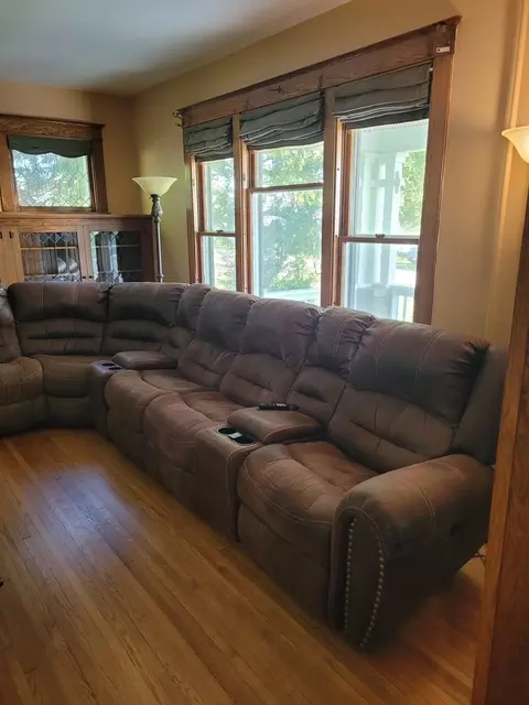 Living - 442 High St, Buda, IL 61314 photo 1 of 3