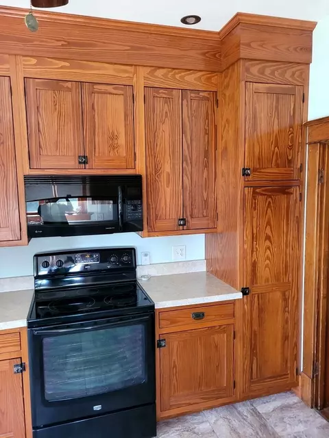 Kitchen - 442 High St, Buda, IL 61314 photo 2 of 5