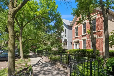 832 W Wolfram St, Chicago, IL 60657 photo 47