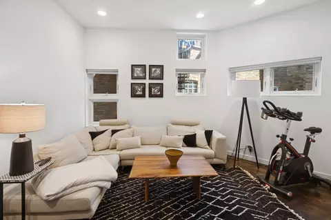 832 W Wolfram St, Chicago, IL 60657 photo 7