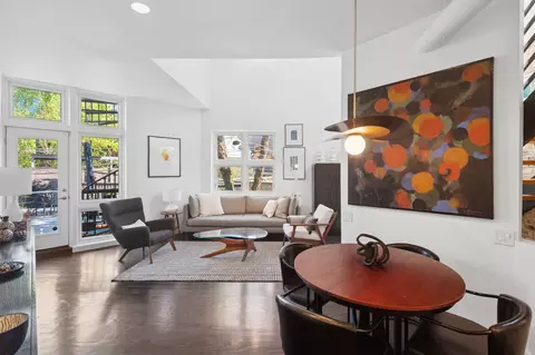832 W Wolfram St, Chicago, IL 60657 photo 17