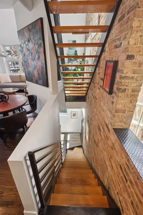 832 W Wolfram St, Chicago, IL 60657 photo 15