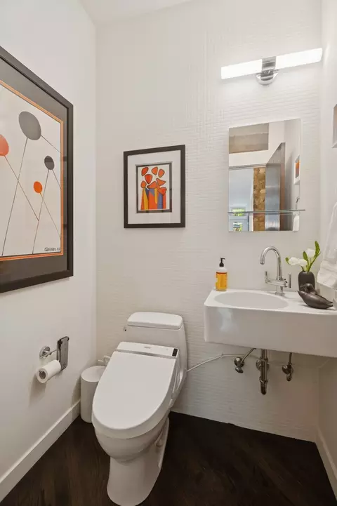 832 W Wolfram St, Chicago, IL 60657 photo 29