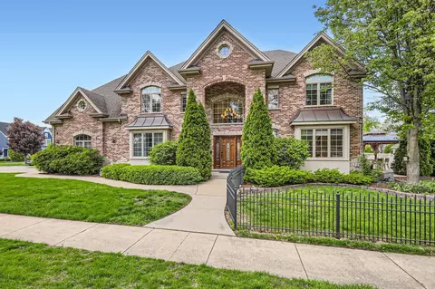 349 Home Ave, Itasca, IL 60143