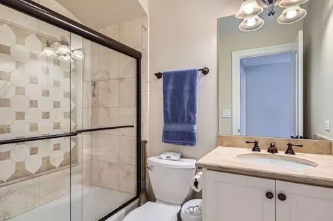 Bath - 349 Home Ave, Itasca, IL 60143 photo 5 of 6