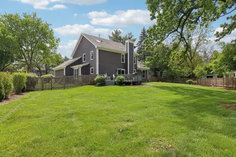 1034 Willoby Ln, Elgin, IL 60120 photo 35