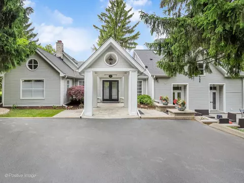 5951 S Grant St, Burr Ridge, IL 60527