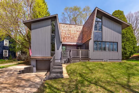 224 Park Ave, Cary, IL 60013
