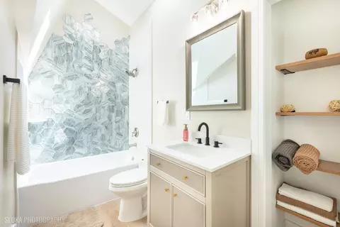224 Park Ave, Cary, IL 60013 photo 26