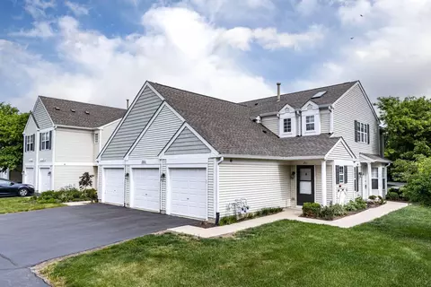 2211 Waterleaf Ct #101, Naperville, IL 60564