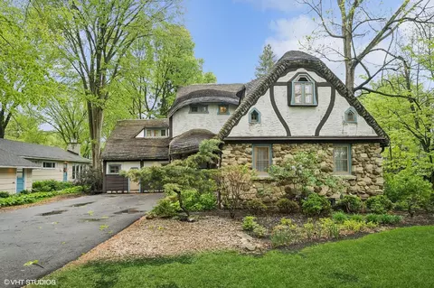 Undisclosed, Winnetka, IL 60093