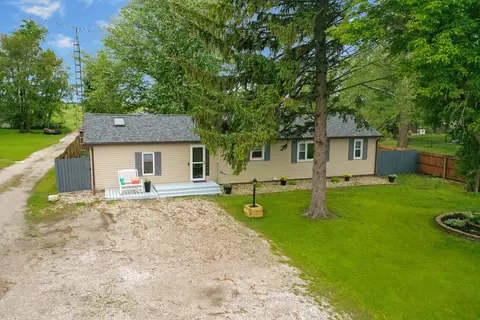 2725 2100n Rd, Minonk, IL 61760